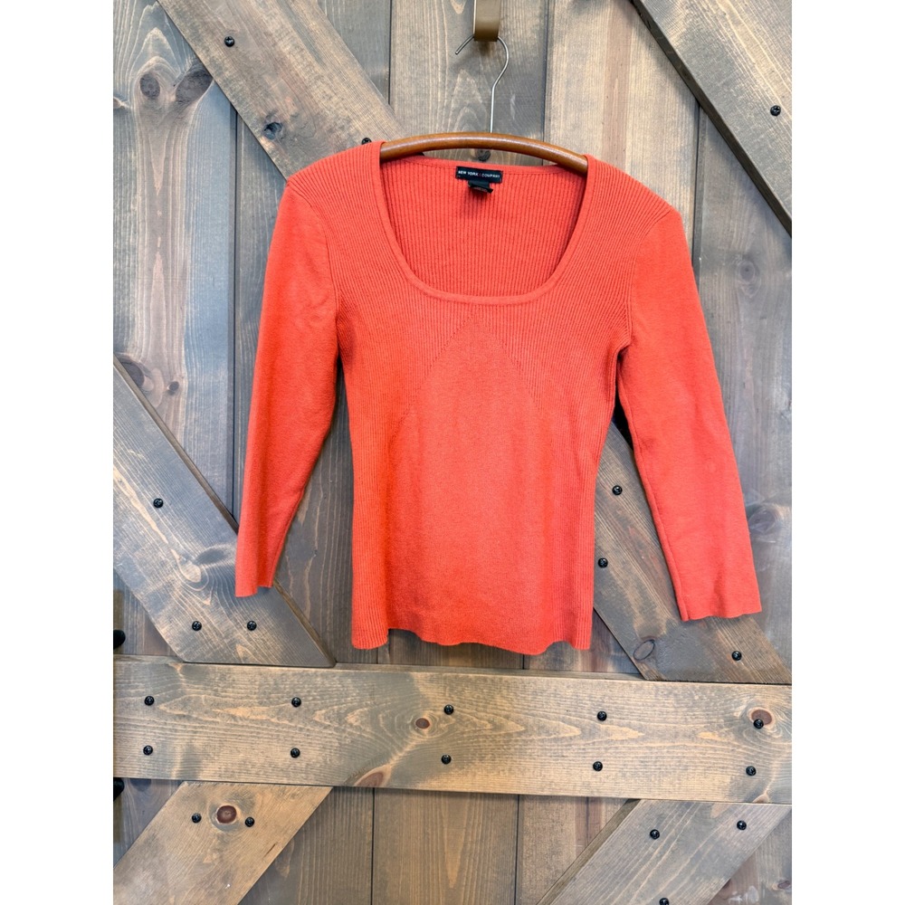 New York & Company Sweater Women Small Orange Good Ribbed Scoop Neck Knit Top